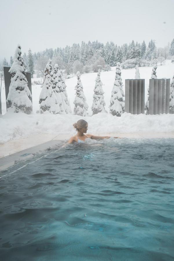 Grand Hotel Les Endroits La Chaux De Fonds ภายนอก รูปภาพ