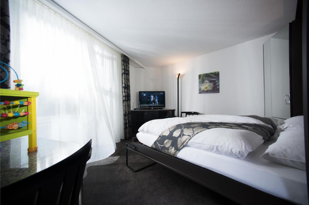 Grand Hotel Les Endroits La Chaux De Fonds ภายนอก รูปภาพ